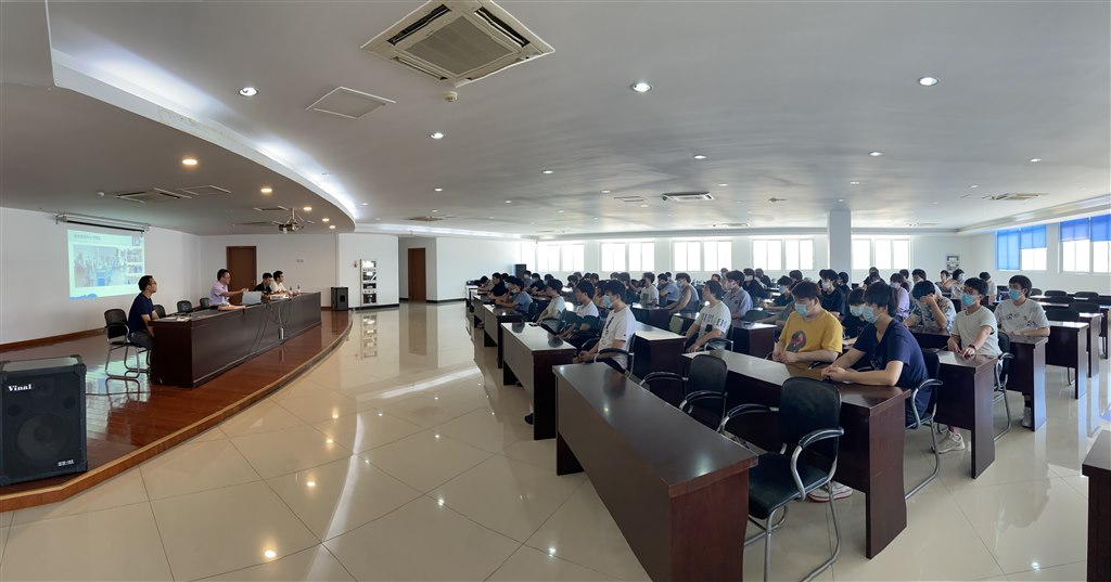 2智能與制造學(xué)院學(xué)生參加宣講會(huì).JPG 2智能與制造學(xué)院學(xué)生參加宣講會(huì).JPG