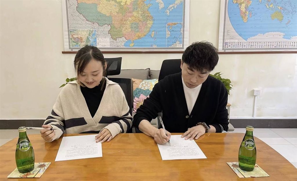 T45$S5YLW7XL2%(A34GCH~I.jpg T45$S5YLW7XL2%(A34GCH~I.jpg