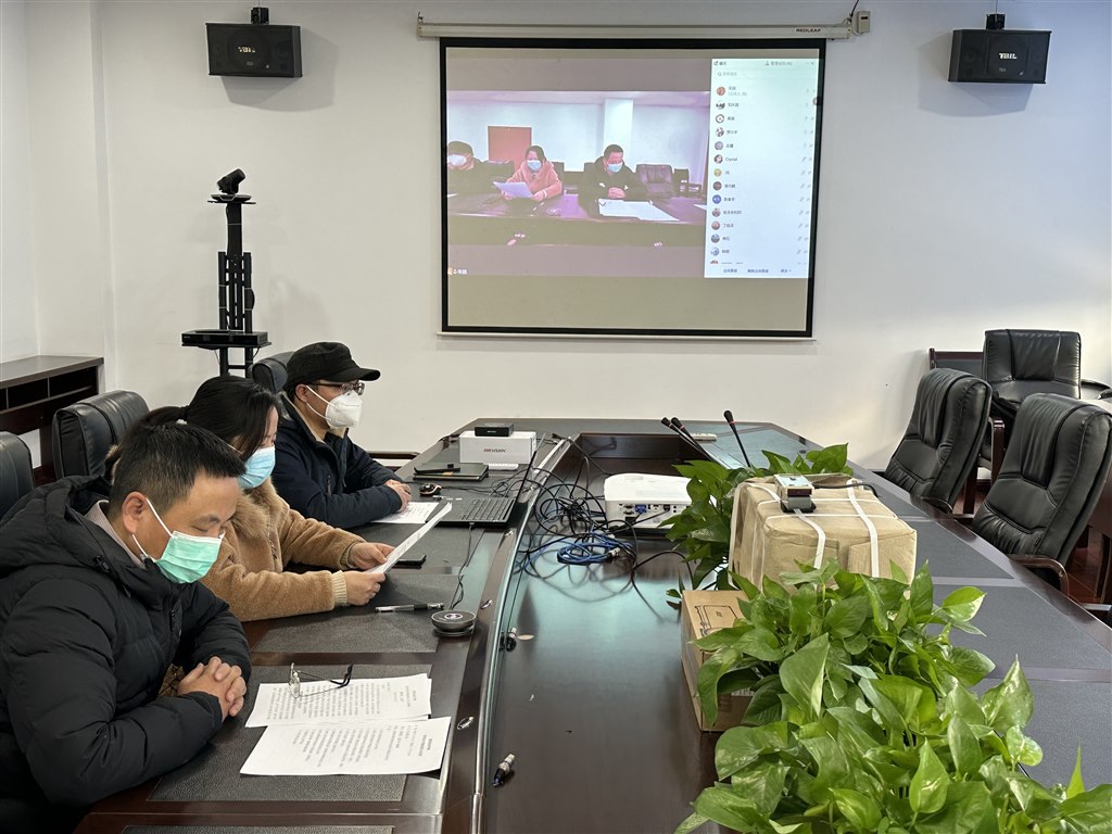 2大會(huì)現(xiàn)場(chǎng).jpg 2大會(huì)現(xiàn)場(chǎng).jpg