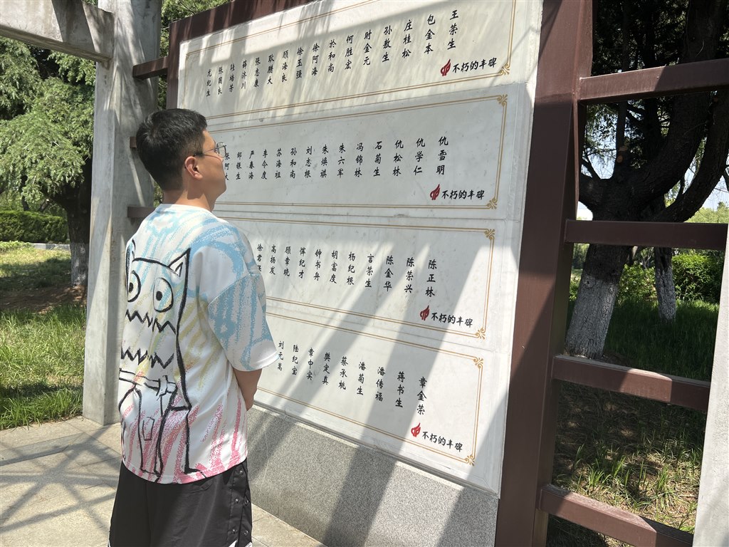 081af1636ce2eb4a0ddc4a267249867.jpg 081af1636ce2eb4a0ddc4a267249867.jpg