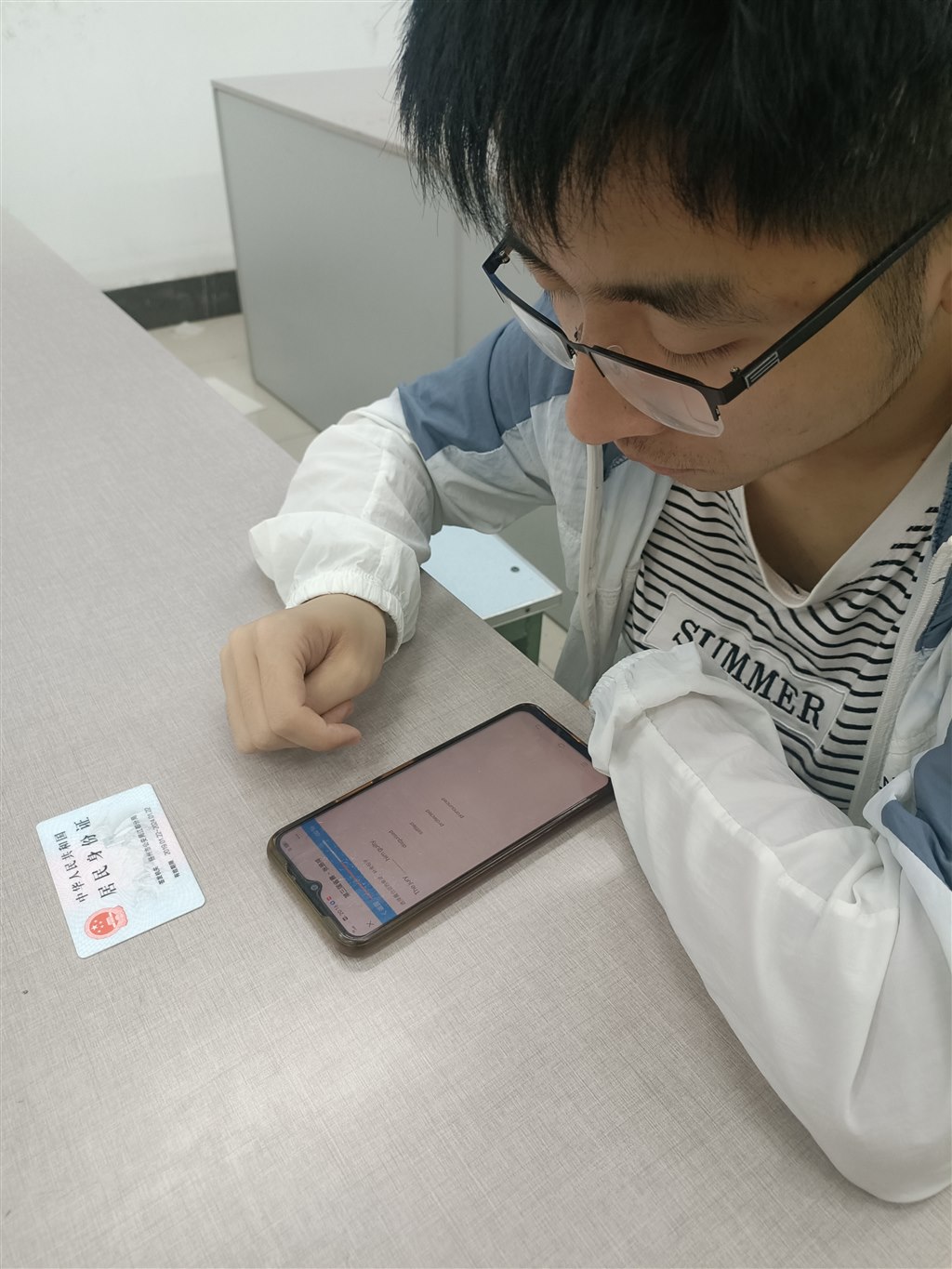 4-張施祥同學在比賽中.jpg 4-張施祥同學在比賽中.jpg