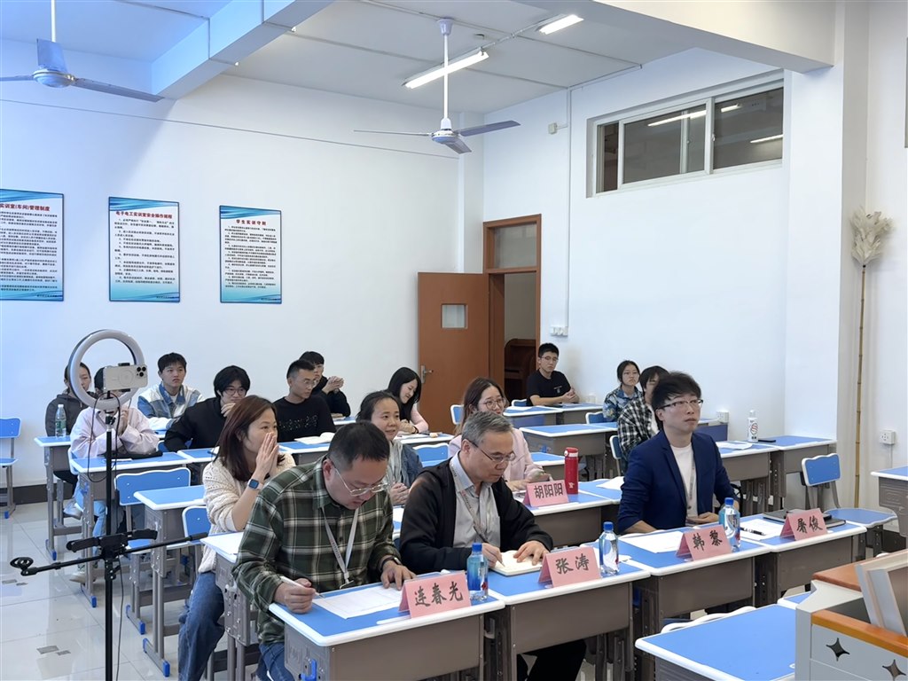 3. 演講比賽 C123賽場.jpg 3. 演講比賽 C123賽場.jpg