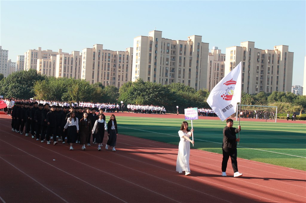 8隊(duì)列(智能2).JPG 8隊(duì)列(智能2).JPG