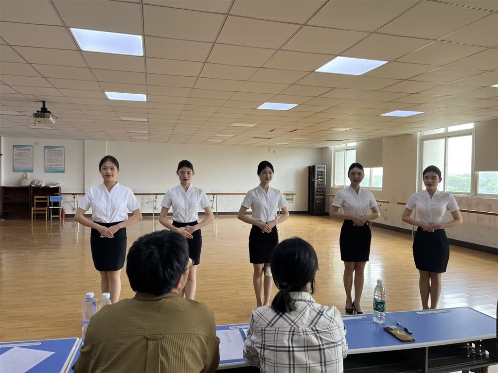 3211D4D5960F7DBFA769E6B1E096809E.jpg 3211D4D5960F7DBFA769E6B1E096809E.jpg