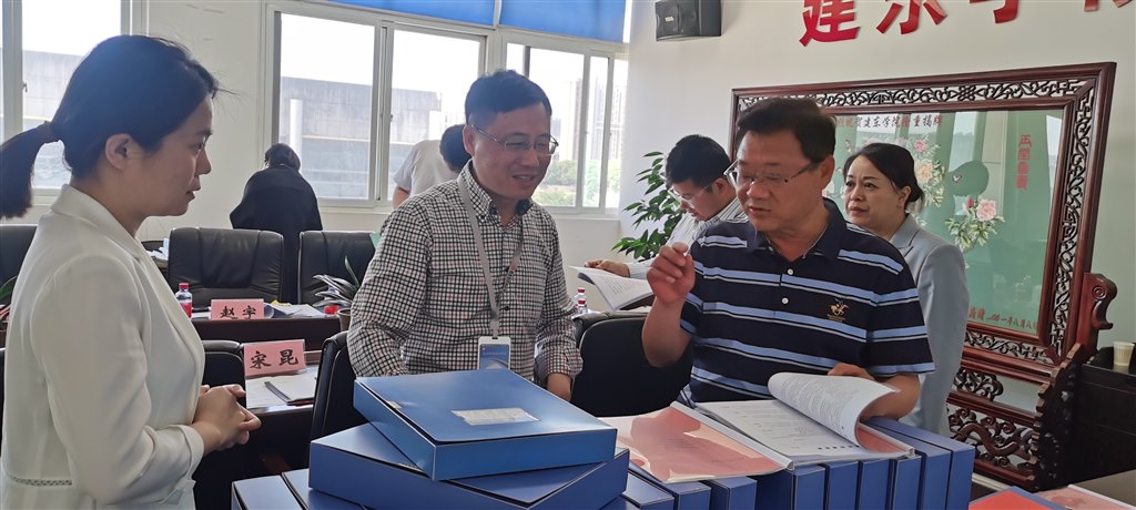 檢查材料.jpg 檢查材料.jpg