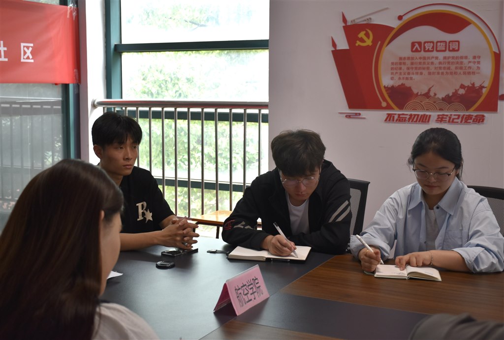 航空.JPG 航空.JPG