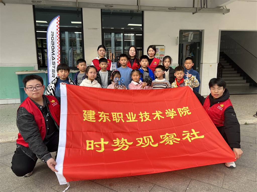 83efe40f5fc86b9f5a76c2d65c644b7.jpg 83efe40f5fc86b9f5a76c2d65c644b7.jpg