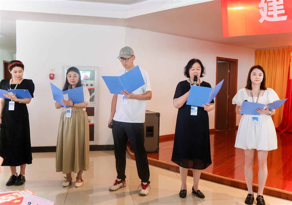 IMG_9452.jpg IMG_9452.jpg