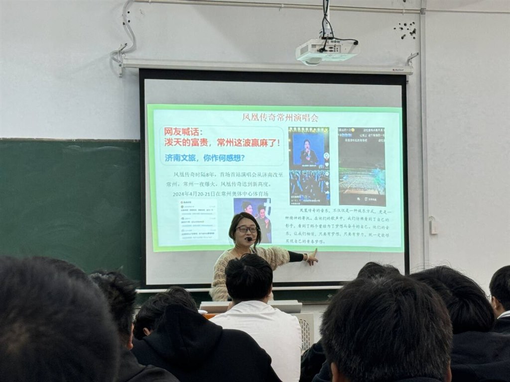 張亞娟.jpg 張亞娟.jpg