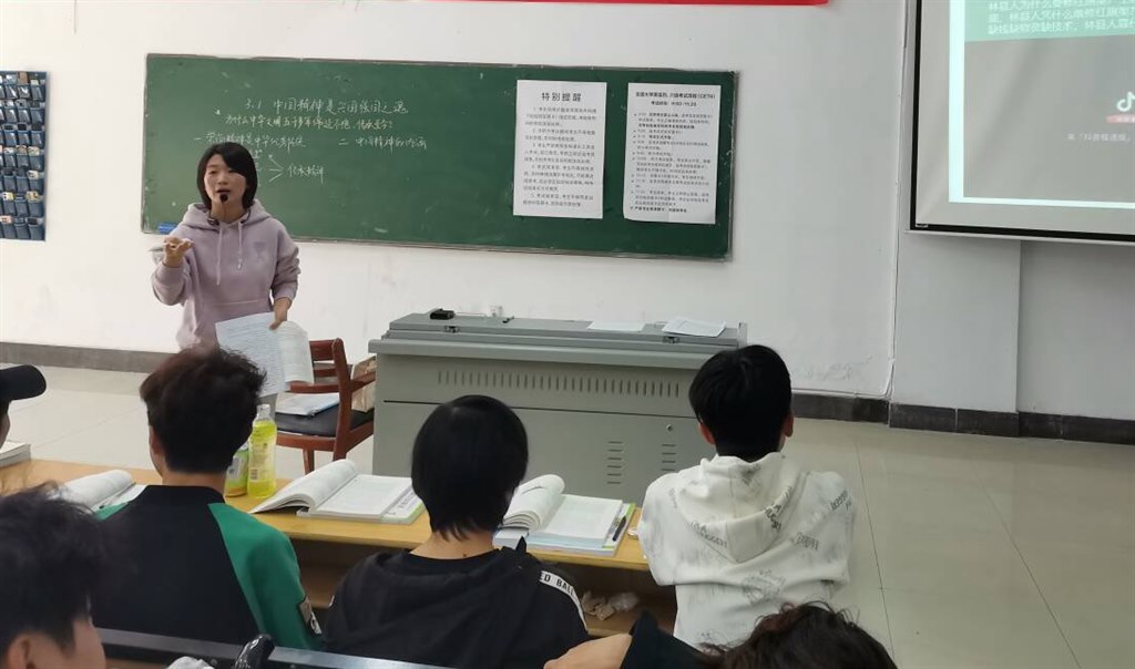 周姣.jpg 周姣.jpg