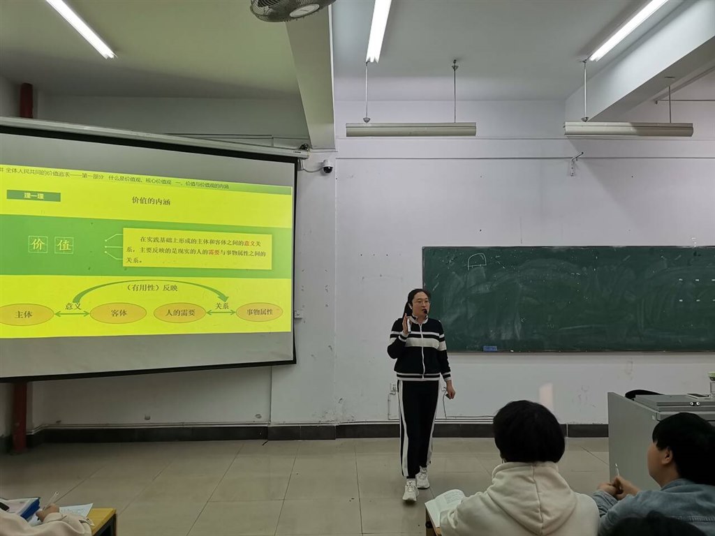 張冰娜2.jpg 張冰娜2.jpg