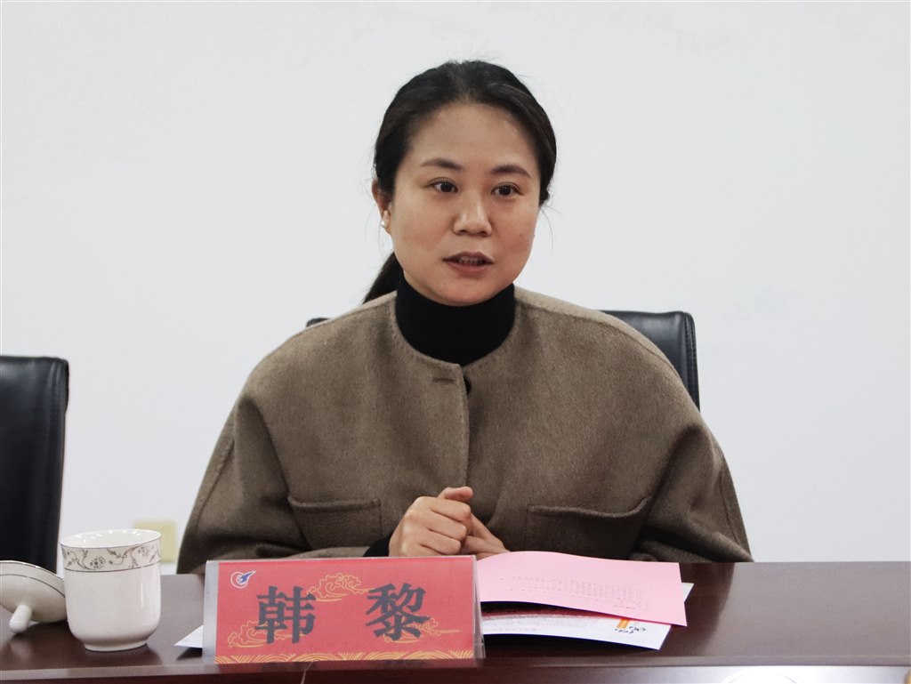 韓黎  建東學(xué)院副校長民盟建東支部主委.jpg