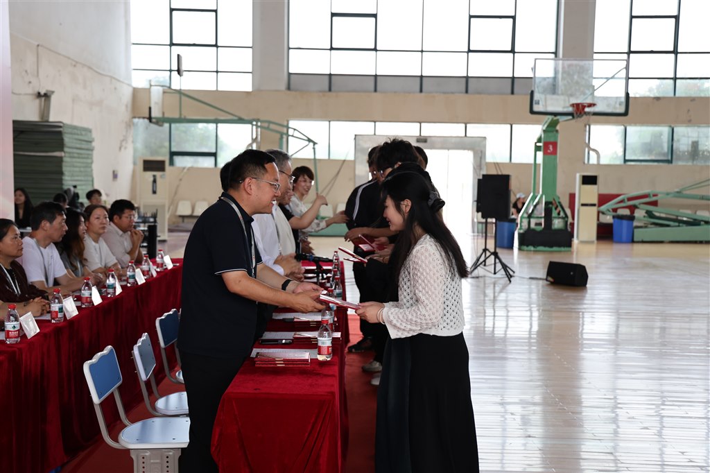 獲獎(jiǎng).JPG 獲獎(jiǎng).JPG