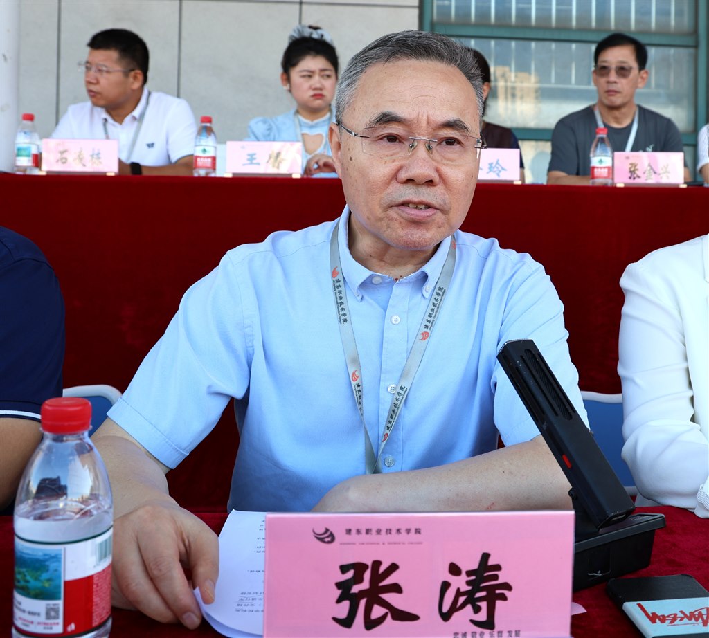 張濤.JPG 張濤.JPG