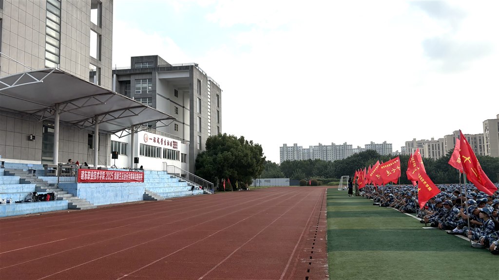 C7AC99CB98D306BB0B3F6B71F2B13B03.JPG C7AC99CB98D306BB0B3F6B71F2B13B03.JPG