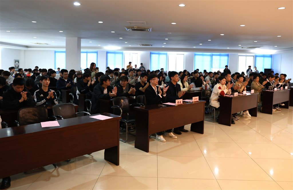 會(huì)場(chǎng).JPG 會(huì)場(chǎng).JPG